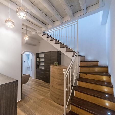 Suite Santa Chiara Trani Buitenkant foto