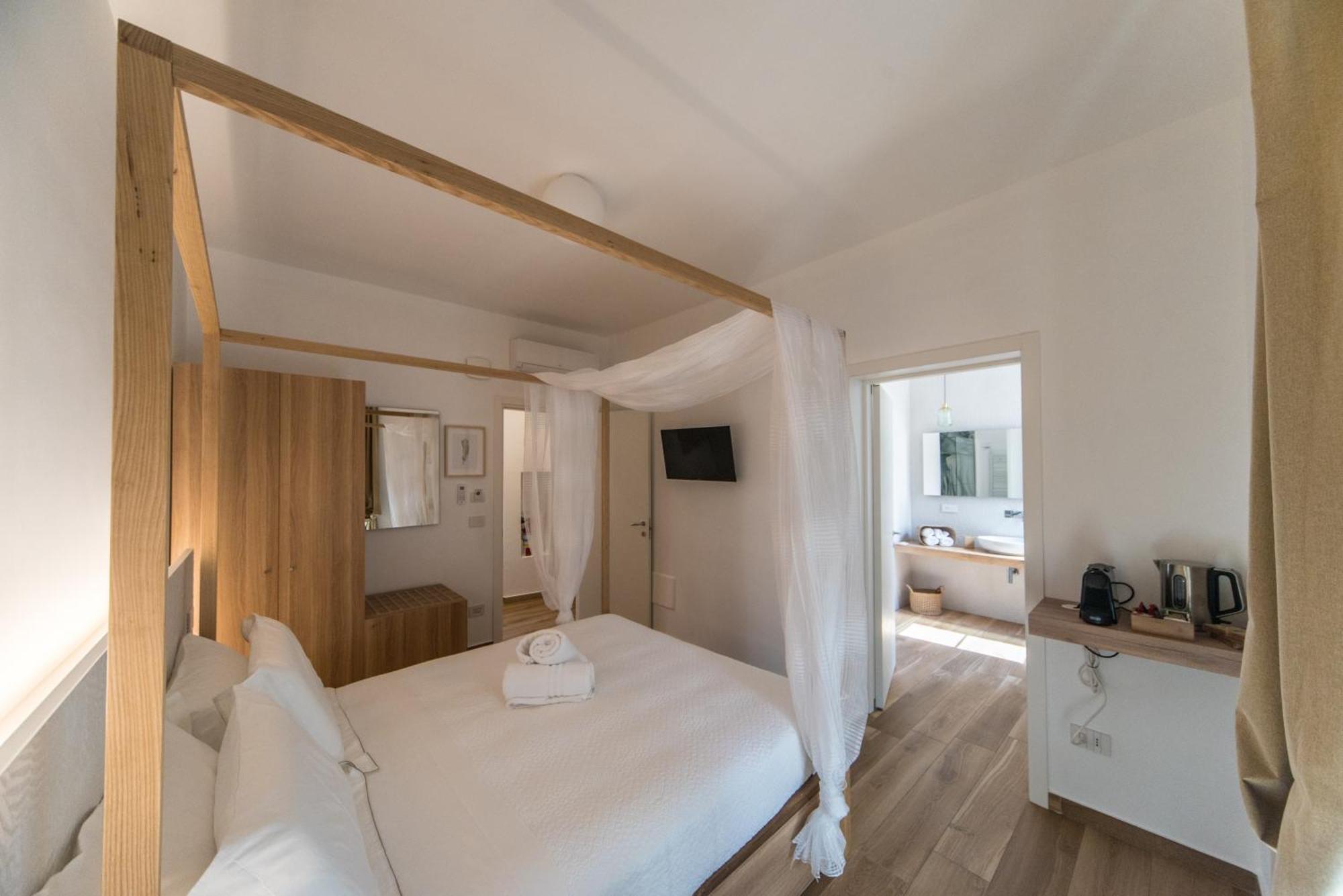 Suite Santa Chiara Trani Buitenkant foto